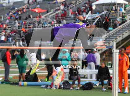 Thumbnail 2 in Bob Jenkins SCTCCCA Coaches Classic (Triple Jump, High Jump & Polevault) photogallery.