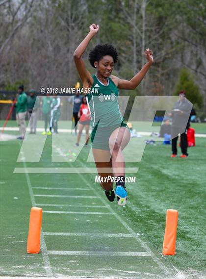 Thumbnail 2 in Bob Jenkins SCTCCCA Coaches Classic (Triple Jump, High Jump & Polevault) photogallery.