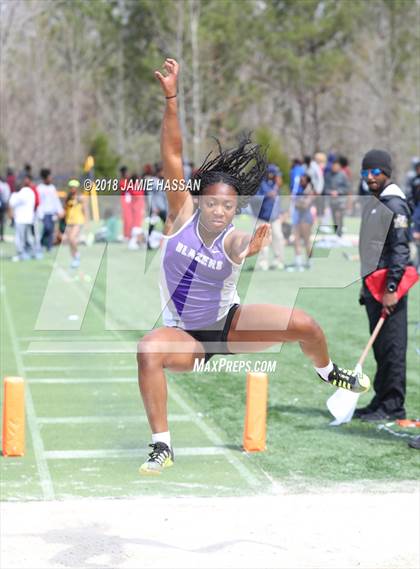 Thumbnail 2 in Bob Jenkins SCTCCCA Coaches Classic (Triple Jump, High Jump & Polevault) photogallery.