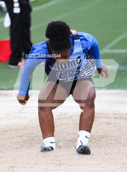 Thumbnail 2 in Bob Jenkins SCTCCCA Coaches Classic (Triple Jump, High Jump & Polevault) photogallery.