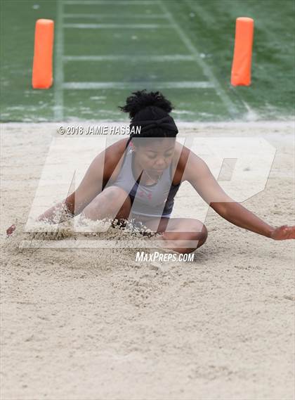 Thumbnail 1 in Bob Jenkins SCTCCCA Coaches Classic (Triple Jump, High Jump & Polevault) photogallery.