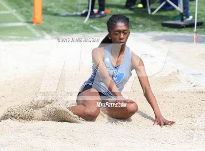 Thumbnail 2 in Bob Jenkins SCTCCCA Coaches Classic (Triple Jump, High Jump & Polevault) photogallery.