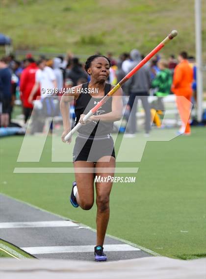 Thumbnail 1 in Bob Jenkins SCTCCCA Coaches Classic (Triple Jump, High Jump & Polevault) photogallery.