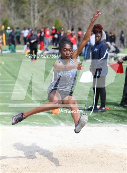Thumbnail 1 in Bob Jenkins SCTCCCA Coaches Classic (Triple Jump, High Jump & Polevault) photogallery.