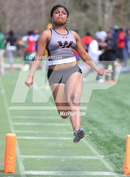 Thumbnail 3 in Bob Jenkins SCTCCCA Coaches Classic (Triple Jump, High Jump & Polevault) photogallery.