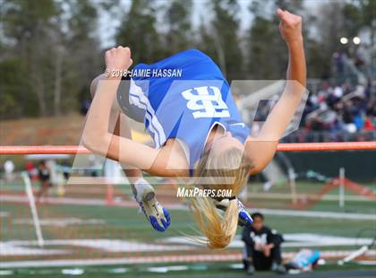 Thumbnail 1 in Bob Jenkins SCTCCCA Coaches Classic (Triple Jump, High Jump & Polevault) photogallery.