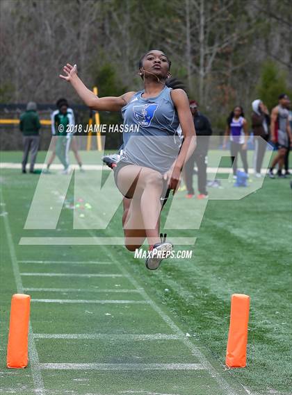 Thumbnail 2 in Bob Jenkins SCTCCCA Coaches Classic (Triple Jump, High Jump & Polevault) photogallery.