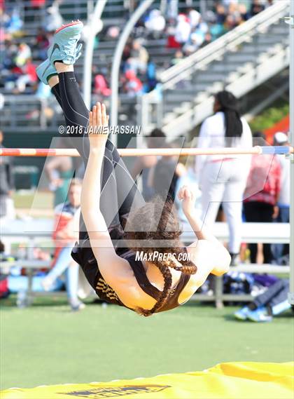 Thumbnail 3 in Bob Jenkins SCTCCCA Coaches Classic (Triple Jump, High Jump & Polevault) photogallery.