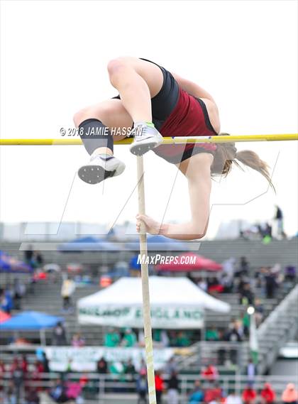 Thumbnail 3 in Bob Jenkins SCTCCCA Coaches Classic (Triple Jump, High Jump & Polevault) photogallery.