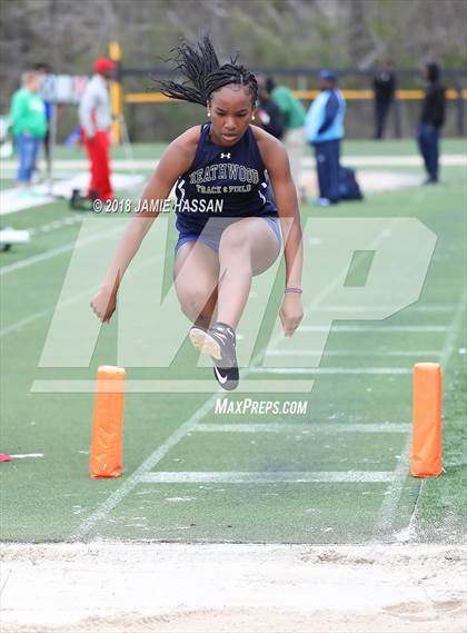 Thumbnail 1 in Bob Jenkins SCTCCCA Coaches Classic (Triple Jump, High Jump & Polevault) photogallery.