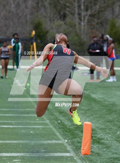 Thumbnail 2 in Bob Jenkins SCTCCCA Coaches Classic (Triple Jump, High Jump & Polevault) photogallery.