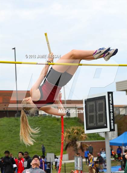 Thumbnail 2 in Bob Jenkins SCTCCCA Coaches Classic (Triple Jump, High Jump & Polevault) photogallery.