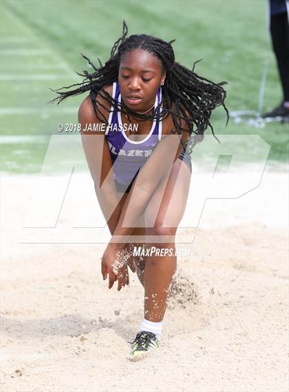 Thumbnail 1 in Bob Jenkins SCTCCCA Coaches Classic (Triple Jump, High Jump & Polevault) photogallery.