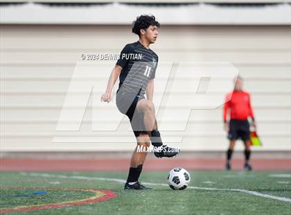 Thumbnail 3 in Valley Christian @ Archbishop Mitty photogallery.