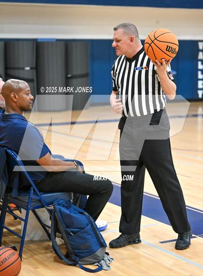 Thumbnail 2 in Cholla @ Deer Valley (AIA 4A Round 1 Playoff) photogallery.