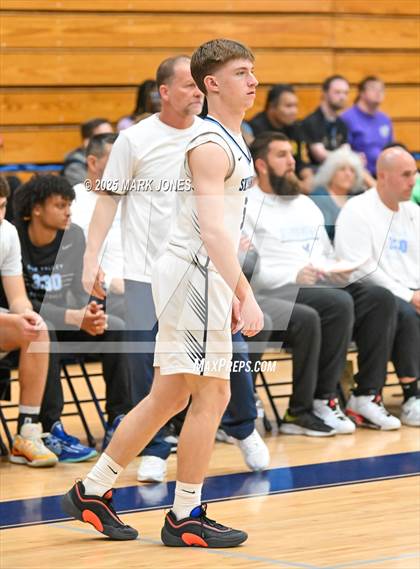 Thumbnail 2 in Cholla @ Deer Valley (AIA 4A Round 1 Playoff) photogallery.