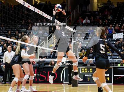 Thumbnail 1 in Bushland vs. East Bernard (UIL 3A Semifinal) photogallery.