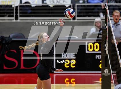 Thumbnail 1 in Bushland vs. East Bernard (UIL 3A Semifinal) photogallery.
