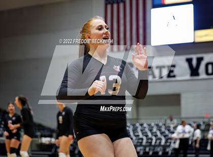 Thumbnail 1 in Bushland vs. East Bernard (UIL 3A Semifinal) photogallery.