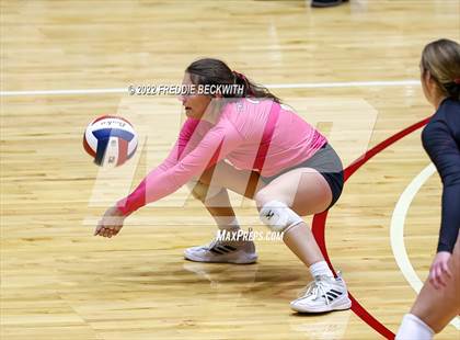 Thumbnail 1 in Bushland vs. East Bernard (UIL 3A Semifinal) photogallery.