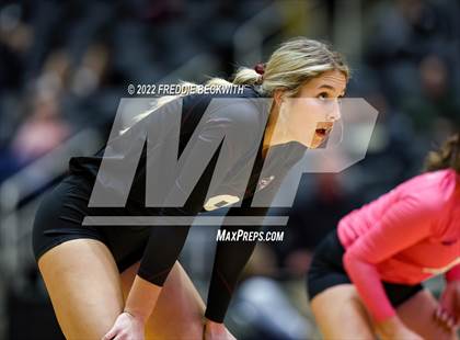 Thumbnail 2 in Bushland vs. East Bernard (UIL 3A Semifinal) photogallery.