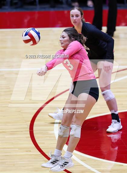 Thumbnail 1 in Bushland vs. East Bernard (UIL 3A Semifinal) photogallery.