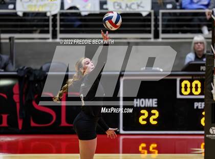 Thumbnail 2 in Bushland vs. East Bernard (UIL 3A Semifinal) photogallery.