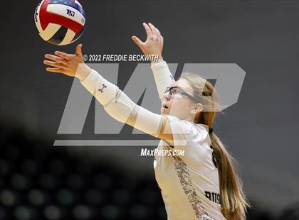 Thumbnail 2 in Bushland vs. East Bernard (UIL 3A Semifinal) photogallery.
