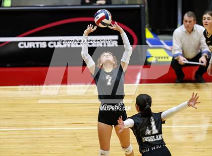 Thumbnail 2 in Bushland vs. East Bernard (UIL 3A Semifinal) photogallery.
