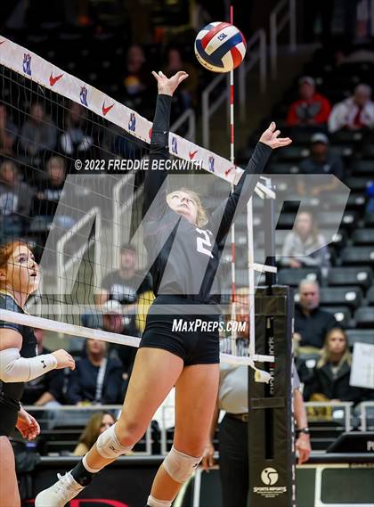 Thumbnail 1 in Bushland vs. East Bernard (UIL 3A Semifinal) photogallery.