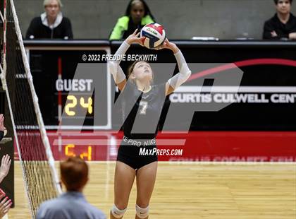 Thumbnail 1 in Bushland vs. East Bernard (UIL 3A Semifinal) photogallery.