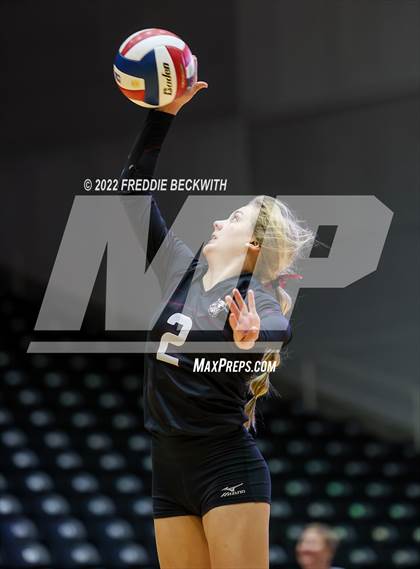 Thumbnail 2 in Bushland vs. East Bernard (UIL 3A Semifinal) photogallery.