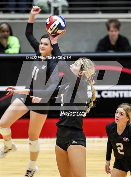 Thumbnail 1 in Bushland vs. East Bernard (UIL 3A Semifinal) photogallery.