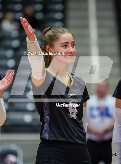 Thumbnail 1 in Bushland vs. East Bernard (UIL 3A Semifinal) photogallery.