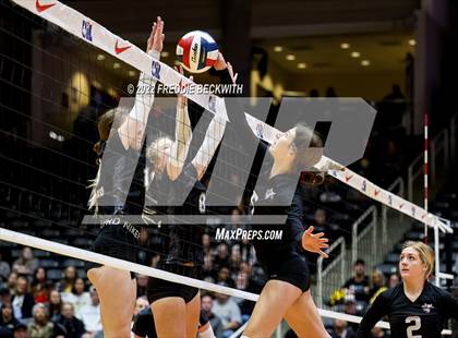 Thumbnail 1 in Bushland vs. East Bernard (UIL 3A Semifinal) photogallery.