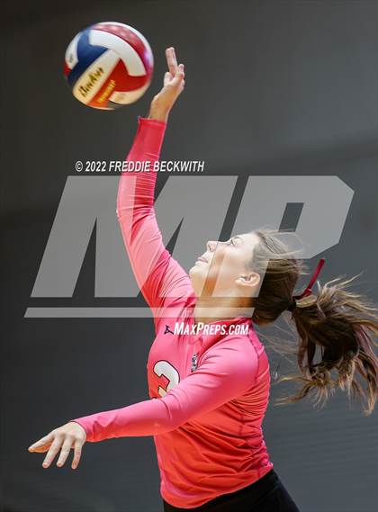 Thumbnail 2 in Bushland vs. East Bernard (UIL 3A Semifinal) photogallery.