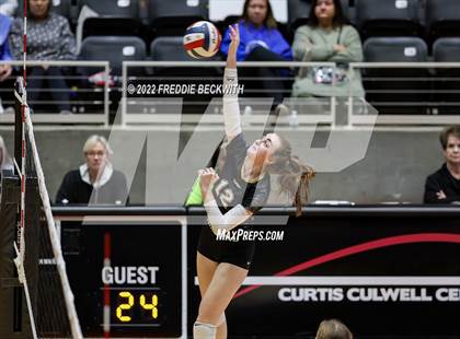 Thumbnail 3 in Bushland vs. East Bernard (UIL 3A Semifinal) photogallery.