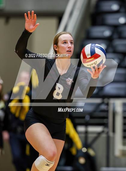 Thumbnail 2 in Bushland vs. East Bernard (UIL 3A Semifinal) photogallery.