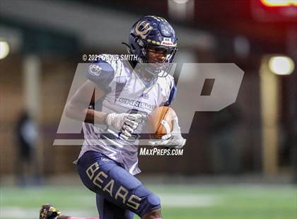 Thumbnail 3 in Chrisman @ North Kansas City - MSHSAA Dist. Playoffs photogallery.