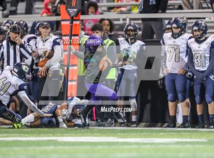Thumbnail 1 in Chrisman @ North Kansas City - MSHSAA Dist. Playoffs photogallery.