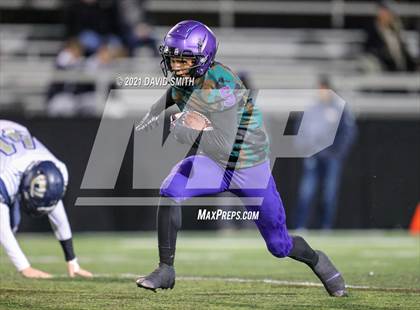 Thumbnail 1 in Chrisman @ North Kansas City - MSHSAA Dist. Playoffs photogallery.