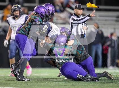 Thumbnail 1 in Chrisman @ North Kansas City - MSHSAA Dist. Playoffs photogallery.
