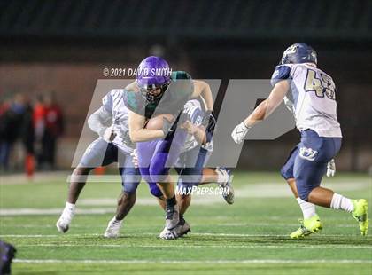 Thumbnail 1 in Chrisman @ North Kansas City - MSHSAA Dist. Playoffs photogallery.