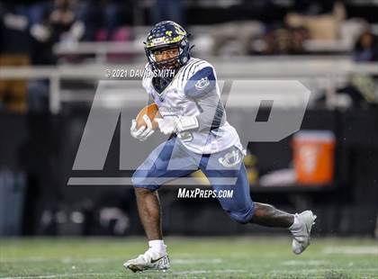 Thumbnail 1 in Chrisman @ North Kansas City - MSHSAA Dist. Playoffs photogallery.
