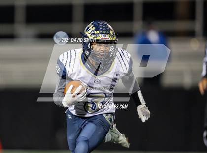 Thumbnail 2 in Chrisman @ North Kansas City - MSHSAA Dist. Playoffs photogallery.
