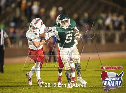 Thumbnail 2 in Sacred Heart Cathedral Preparatory vs. St. Ignatius (2015 MaxPreps Rivalry Series) photogallery.