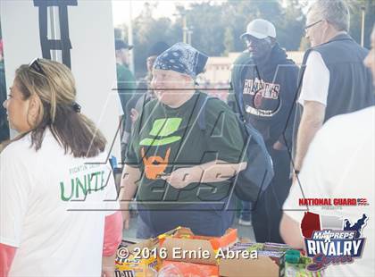 Thumbnail 3 in Sacred Heart Cathedral Preparatory vs. St. Ignatius (2015 MaxPreps Rivalry Series) photogallery.