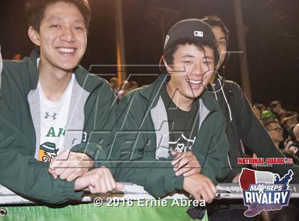 Thumbnail 3 in Sacred Heart Cathedral Preparatory vs. St. Ignatius (2015 MaxPreps Rivalry Series) photogallery.