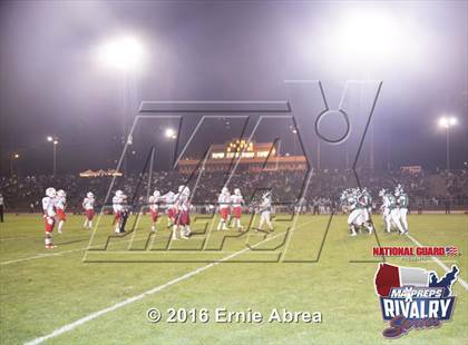 Thumbnail 3 in Sacred Heart Cathedral Preparatory vs. St. Ignatius (2015 MaxPreps Rivalry Series) photogallery.