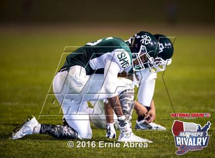 Thumbnail 2 in Sacred Heart Cathedral Preparatory vs. St. Ignatius (2015 MaxPreps Rivalry Series) photogallery.